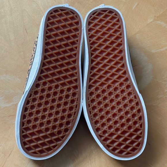 Vans NEW Youth/Women's Doheny Cheetah Low-Top Sneaker New Size 5 - Picture 3 of 6
